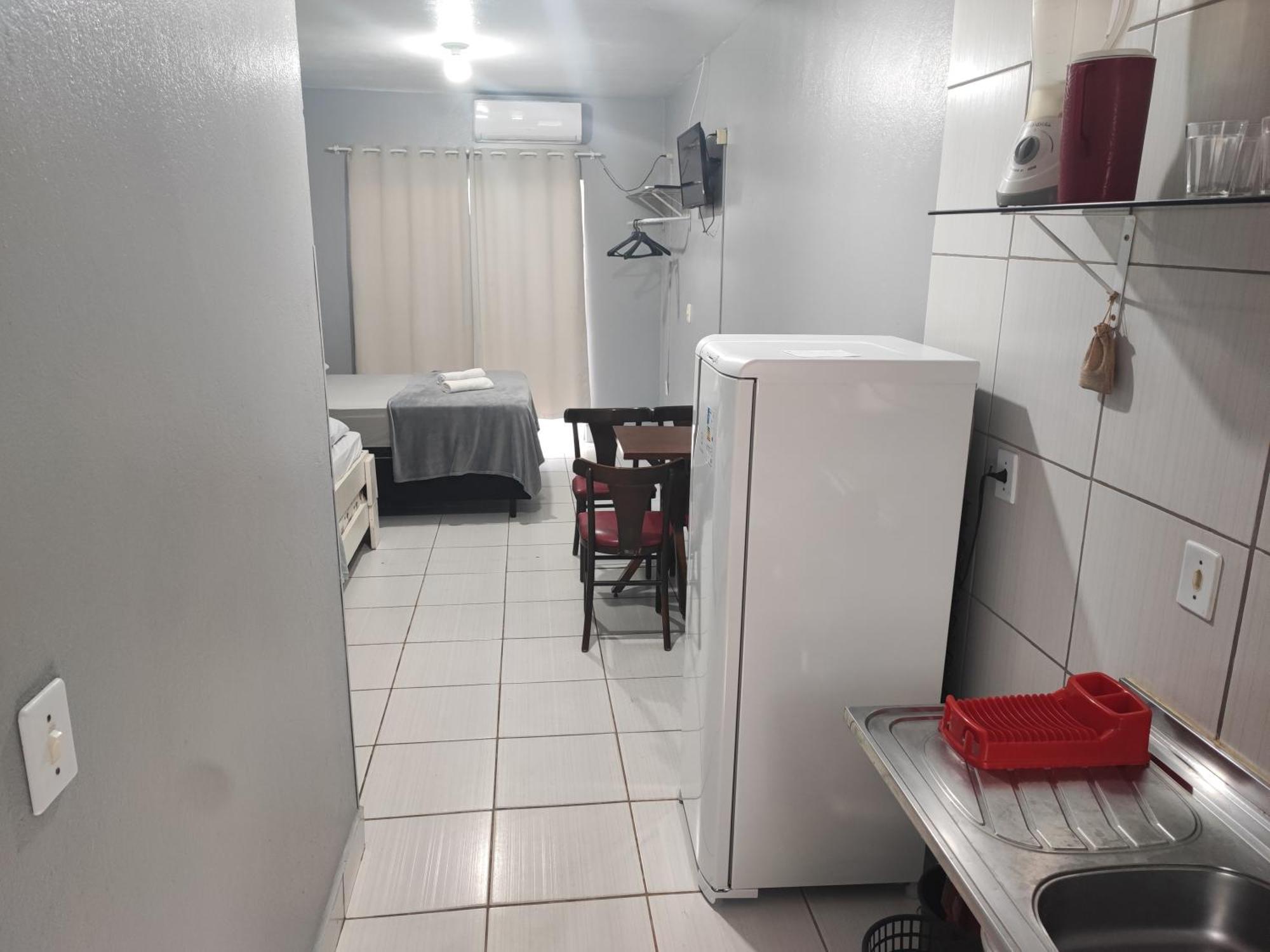 Estudios Individual Na Meia Praia Ar, Wifi, Vaga, Cozinha, Tv Smart - 6 X No Cartao Sem Juros Итапема Экстерьер фото